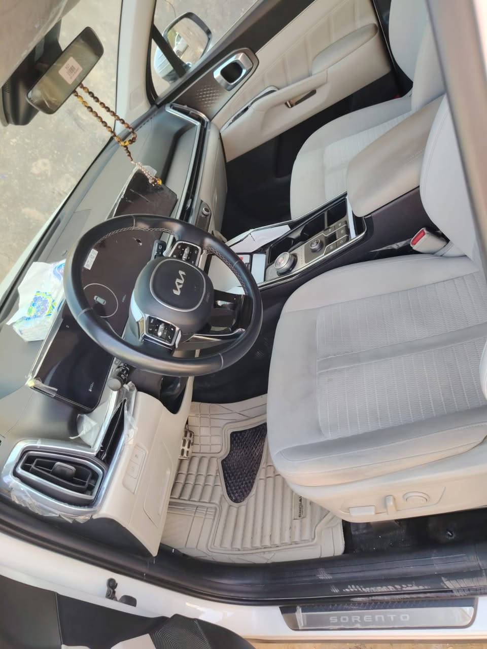 السلام عليكم
سورنتو موديل 24 خليجي
6سلندر 7راكب ويل 20
كفاله عامه حتى من الشخط
ماشيه 40الف
مكان بابل سياحي 
للستفسار اتصل على الرقم *********** 
مامتواجد على الفيس مكلف بالنشر
