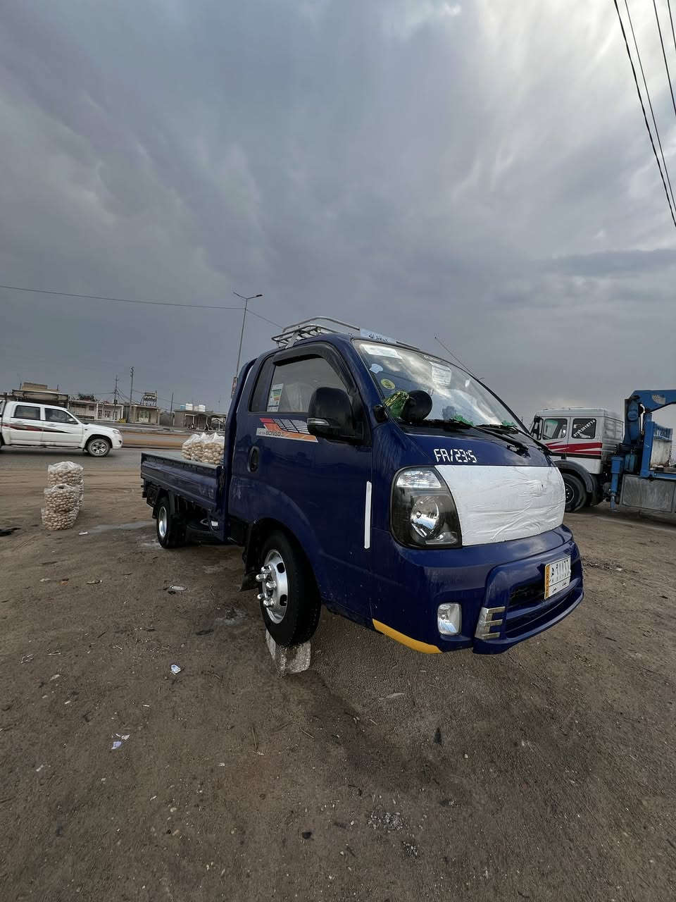 كيا حمل مسكر 2018 دبلو جاف سايره حلوه وجاهزه بيه ضربه كد شبر فوك البنيد يم الماسحات والباقي كفاله تاير حداديه محوره تاير وستد سعر 145 وبيه مجال ***********
