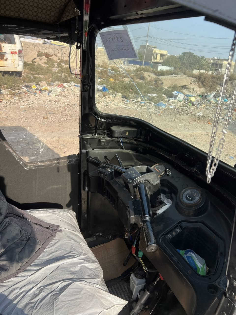 تكتك ابو العبد اسود 16محدثه 20 محرك وبدي تكتك نظيفه كشر نضيف تكتك حلوه خير من الله السعر 4/500بها مجال حك الجيه وتدلل ***********
