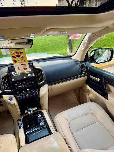 تويتا لانكدروز GXR 2020 شركة ساس
ماشية 52 ألف محركV.6
محرك كير مامفتوح 
سنوية وفحص جديد كلشي بيها جديد وبشرط مابيها دينار مصروف 
باتري وطخم تاير امامي وخلفي 
سيرفز شركة جديد مسوي من شركة جهان
كل كل جسمها بشرط 
بدون صبغ 
بدون شخط
بدون رصعات
بدون رمل 
حتى دعاميات ولحية بدون صبغ
لله الحمد سيارة زيروووو

🟥 السعر سوي تعليق يصل مباشرة 🗞️ 

مواصفات فوول فول GXR
شركةت ساس
داخل اصفر
ثلاجة 
سلايد 
كشـن جلد
دبل اكسـل
رادار
شغـال
كامـرة
حساس
بخ مي
راس DVD
هوك
تبريد مركزي
وبعد وبعدد…

رقم صاحب السيارة 
***********
