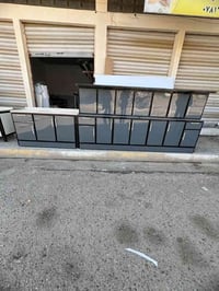 كاونتر 3مترات والسنك متر ونص حسب الطلب جمله مفرد للاستفسار 07822061693