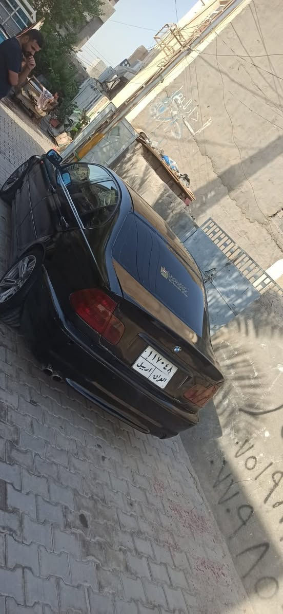 السلام عليكم شباب
E46 

موديل 2000 محدثه 2004

رقم أربيل سنويه نافذه 

السياره مصبوغه عام للجماليه 

كشنات جلد دعاميه m

كير جديد صارله أسبوع من شديته 

مكينه دبل فانوس 

حداديه وسط 75 بلميه

تدفئه تبريد

 

هيترات كشن 

كهربائيات كله شغاله 

مكاني كربلاء السعر 58 بيه مجال بسيط 

أي استفسار تصل 

***********
