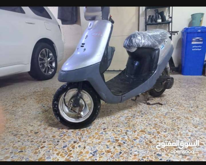 سلام عليكم دراجه منغولي لبيع دراجه نضيفه وكلشي شغال بيه وكامله السعر 350 رقم *********** البصرة, العراق
