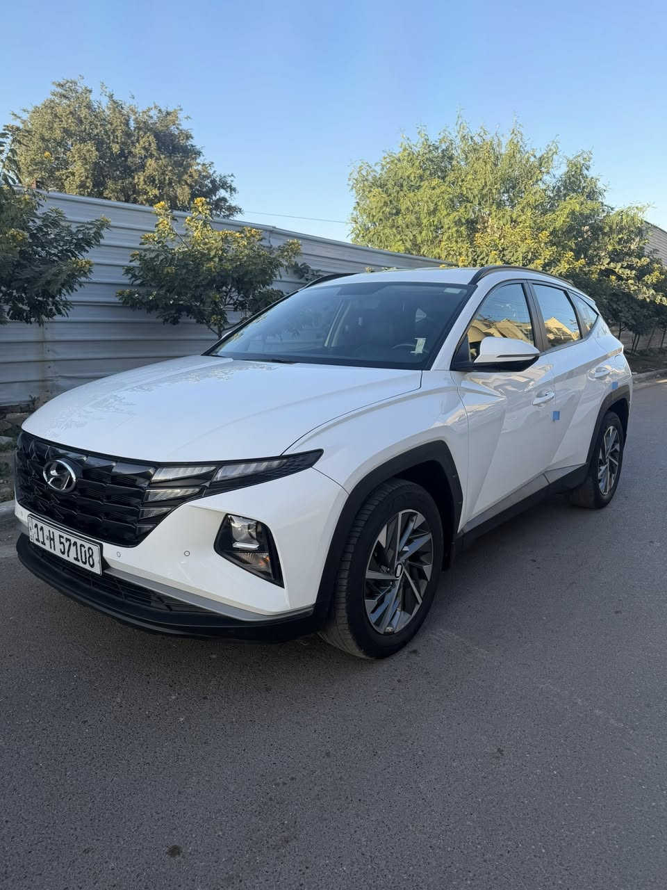 السلام عليكم للبيع توسان خليجي موديل 2021 شكل جديد مكفولة من الضربة والصبغ محرك 2000 ماشية 34 رقم بغداد بأسمي السعر 195 وبيهة مجال حك الجية للاستفسار ***********
