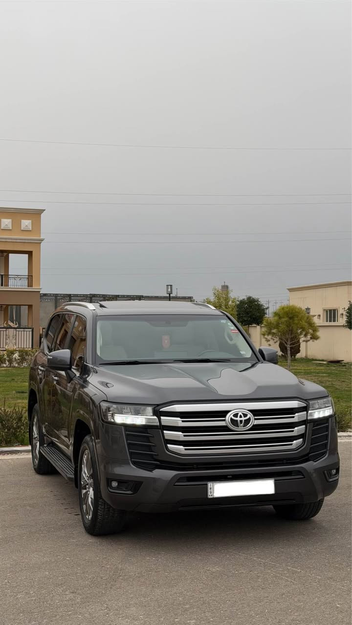 لانـدكـروز. : 2022 وكــالـــة جيـــهان  
ماشيه 26  الف  رقــم شمــالــي 
مـكفـولـه كـفـالـه عـامـه بـدون أي صـبـغ وبـارد وتـبـديـل وكــيـر والـمـكـينـه كلهن بشـرط جداً جديده

الــــــمــــواصــفـــات 
.كشنات جلد وكهرباء 3 حركات
.لـد أمـامـي+ سلايت روف
.شاحن لاسلكي+ وكامره خلفيه
.حساسات امامي خلفي
.مراية كهرباء وقلابه عند الرجوع
.دعاميات لمتدد + تشغيل عن بعد
.شاشات خلفيه + أضويه بـلـدوسـات
.زراك لايت + شـاشـه وبعد بيه هواي

ملاحظة….
السياره جداً نظيفه وجديده ومكفوله  

الـسـعـر 640ورقه وبيهه مجال مــكان ســياره اربــيل 
مـوبـايـل *********** أربيل, العراق
