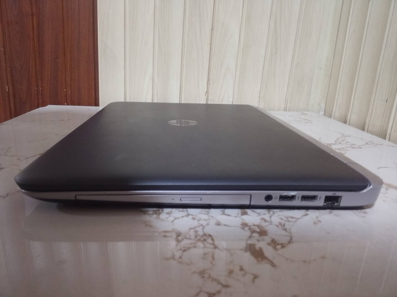 النوع الموديل: HP ProBook 470 G3
المعالج: Intel Core i7 (الجيل السادس)

الذاكرة العشوائية (RAM): 8 جيجابايت

سعة التخزين: 512 جيجابايت SSD

حجم الشاشة: 17.3 بوصة

نظام التشغيل: 11 Windows
كيبورد          : ضوئي 
للمراوس مع اكس بوكس مكاني موصل حي الزهور 
***********خاص او واتساب فقط
