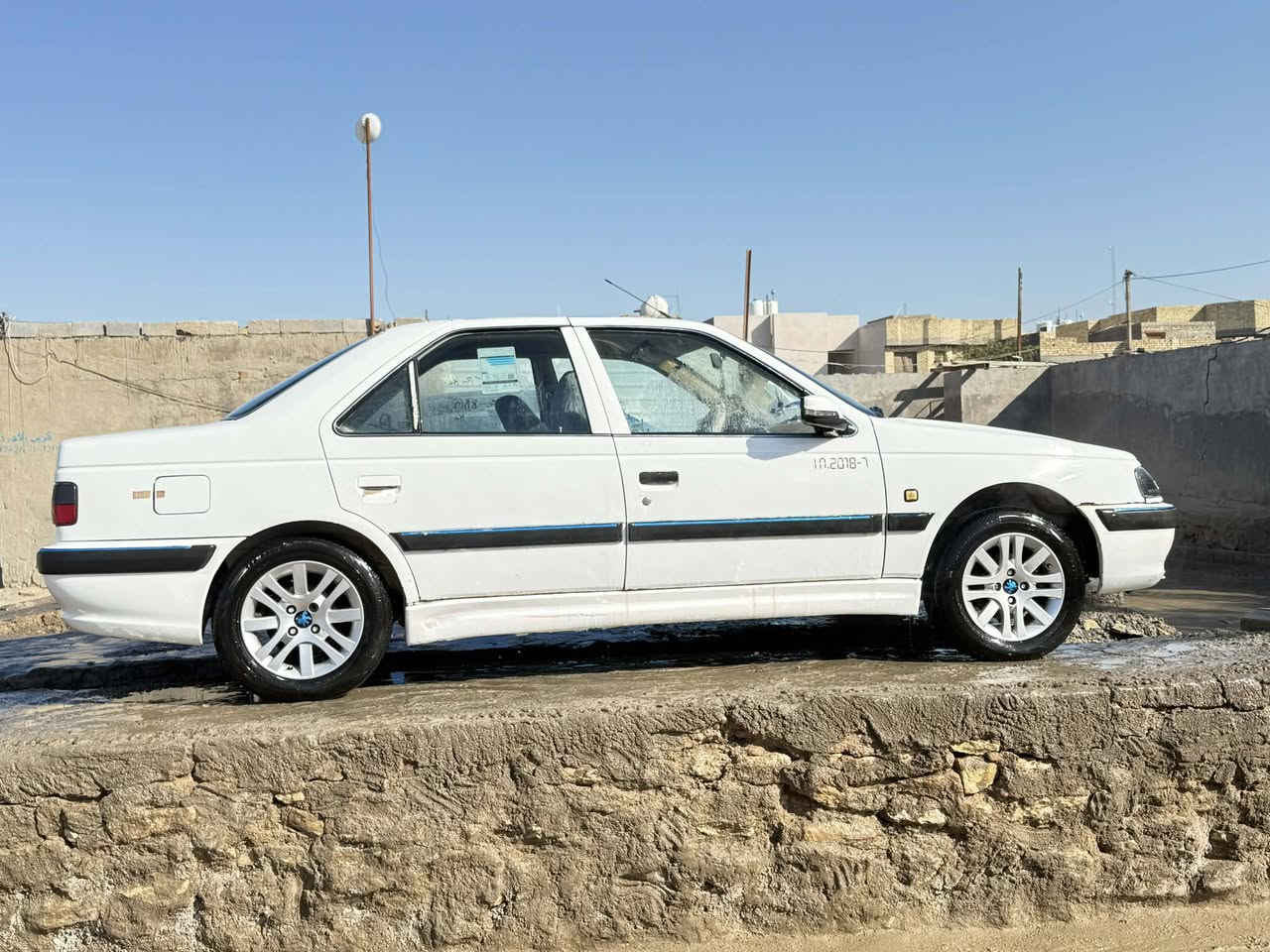 بيجو موديل 18 ضربه كما موضح بلسونار سعرها 60قفل 
المالك موجود عندي ***********
