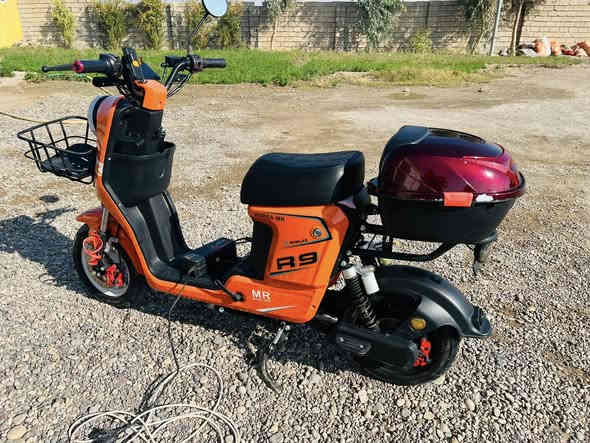 موطور شحن آر 9   
شركه ولي 

   (ست بطاريات) 

موديل ٢٥ 

سرعه ١٠٩  

٤ تبديلات 

لايت عالي ناصي 

دبلات جدد 

موطور بعدو عل وضع شركه 

سعر موطور 525  

وبيه مجال شي قليل 

***********
