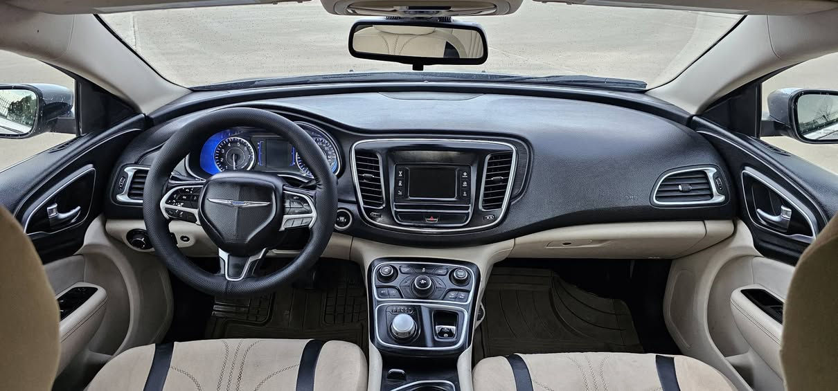 کلایزەر C200 مۆدیل 2016 
مواسەفاتی شاشە گچکەو بەسمەو گێر ماوسە 9 گێڕە. 
کلین داخیل بوە لێرە چاملغی لای سەیاقی بۆتە بۆیاغ بێ لێدان بێ شانسی بێ بەتانە بێ ئارباگ 
مەکینە 4 پستنە حەجمی 24
گێرو مەکینە بەشەرت
بەناو خۆمە بەناو کردن غەرامە بەشەرت
ڕەقەم و سەنەوی و ژینگەی نوێیە
سەنەوی تا 7-12-2027 تازەیە
لە هەولێرم. سعری 105$ وەرەقەو مەجال
واتساب + ڤایبەر*********** أربيل, العراق
