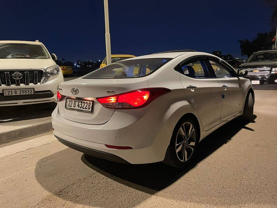 جديده جدا( النترا 2015 GLS خليجي فووول)
مكفوله من الضربه صبغ هلال الجاملغ الخلفي فقط
هزه وفحص وسنويه جديد
بصمه تشغيل
فتحه سقف
اشاير مري
محرك 2000 دوش
تبريد قطعتين
لد امامي وخلفي
مري شفط
داخل مغلف جلد
غرفتها جديده وحلوه
شاشه وكامره ورادر
تحكمات سترين جهتين
داخل بيجي واسود
تخم تاير جديد
تبريد ثلج
صدرها حلو
ماشيه 97 كم
رقم اربيل شرط تحويل
السعر  140 مجال بسيط جداً
عنواني الكاظميه 
*********** بغداد, العراق
