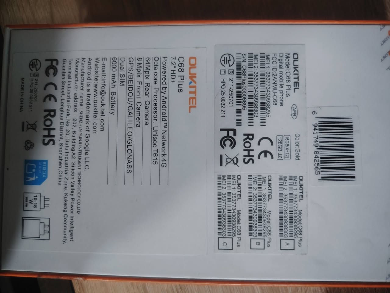 سلام عليكم 
موبايل اوكتيل للبيع  
C68 بلص لون ذهبي 
بطاريه 6000
ذاكره 128
رام 16 
حجم الشاشه 7.2
مستخدم يومين فقط جهاز بيت اغراضو مافاتحهم جديد اخذتو ب200 
185 قفل قفل ***********
