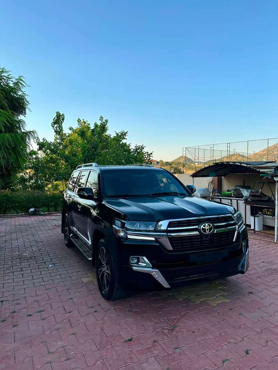 وەنەوشە ٢٠٠٩ دوبەی ساخ  مەکینە v8. مەرخوب٤.٦٠٠ کامل دەروناوی کراوە بە ٢٠٢١ فول مواسەفات (سلاید-ئۆتۆماتیک -دەبل ئەکسل -حاسە -کامیرە )گیرو مەکینە و دەبل ئەکسل و تەبرید و هەموگیانئ بەشەرت تابلیت سەیارەیەکی جوان و بی مەسروفە بی دەعم و بی لیدران پەمپی دوبەی کراوە بۆ جوانی یەک رەنگی سعری ١٧٦ گەلا و معامەلەیەکی برایانە لە سلیمانیم*********** السليمانية, العراق
