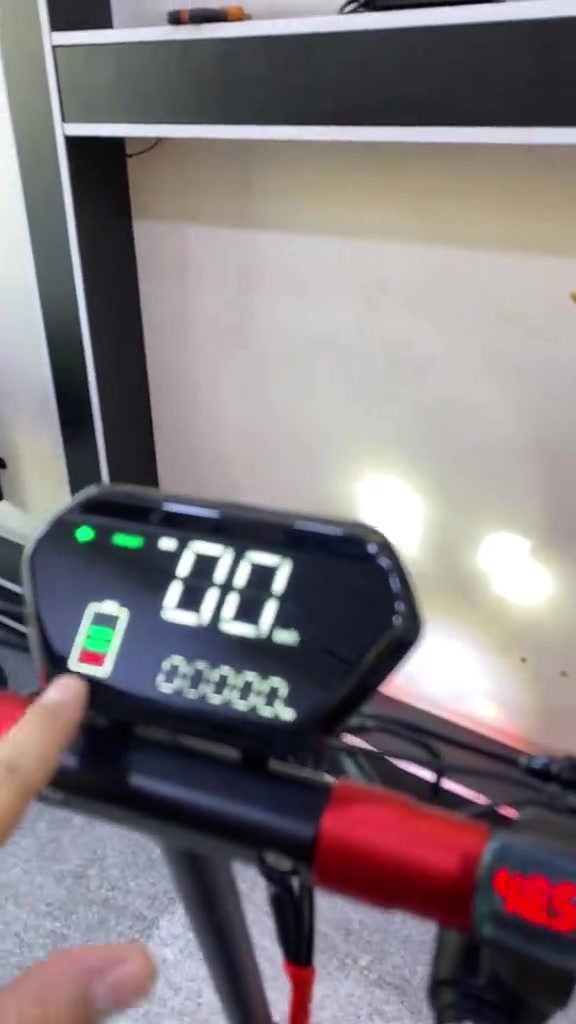 سكوتر شاهين  التلفون :*********** #دراجة_كهربائية #scooter #kugoo #المحافظات_العراقية #بغداد 
