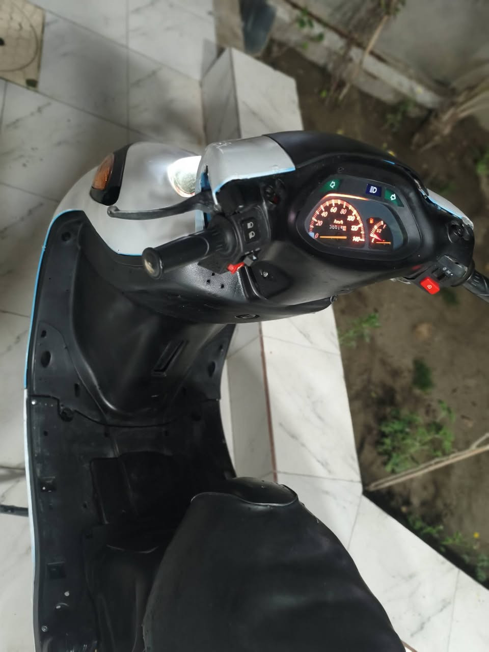 سلام عليكم ورحمه الله وبركاته ✨ عيدكم مبارك ✨
دراجه دولفين مكفولة دراجه جاهزة على آخر حباية الله وكيلك دهن وبانزين وين ما تريد أطلع بيها سعر خاص مكان الدراجه ديوانية قضاء الشاميه الهاتف ***********
