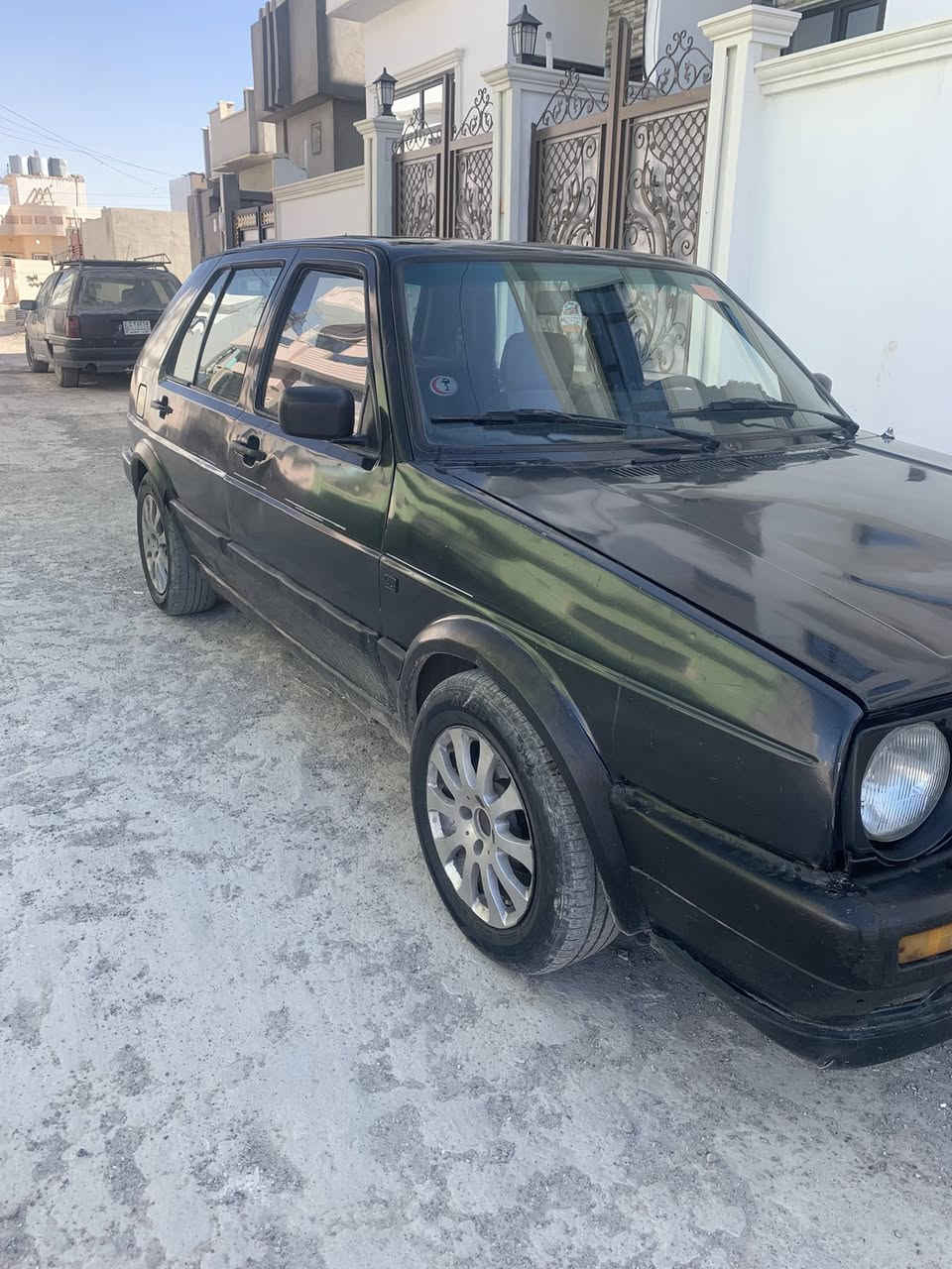 السلام عليكم 
كولف للبيع 
مديل 1991 
صبغ عام  جمالية 
رقم اخضر سنويه خضره شرط ا(لتحويل) 
مكينه 08 بيها صرف كير 5نمر  
كهربائيات شغالة 
(السيارة بيها شوية نقوصات 
السعر 18
الرقم 
اسيا ***********
