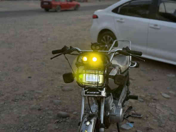 السلام عليكم تايگر 2021 للبيع شرط ما مفتوح كلشي شغال السعر 500 قرية الحود قرب الجسر المعلق 
***********
