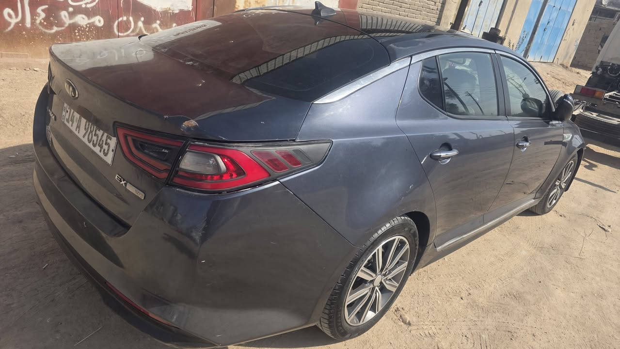 سلام عليكم عندي كيه اوبتما موديل٢٠١٦ هايبرد وارد امريكي مكفوله وكامل مواصفات  رقم بصره اذا اكو مراوس اب بيكب  ***********
