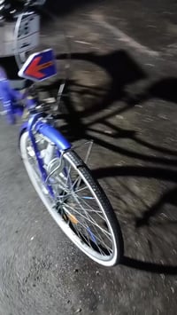 بايسكل نضيف كلش السعر ١١٥  بغداد ٠٧٧١٥٧٦٤٦٠٧