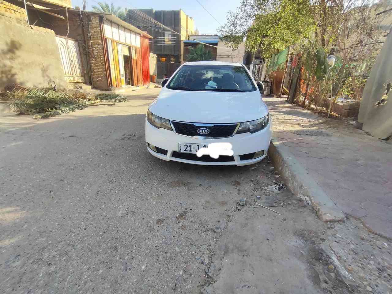 سيراتو  هاتشباك 2012 فول محرك 2000 دوش رقم سليمانيه انكليزي بأسم جاري واقاربي سنويه لل2029 تريد وكاله تريد مداور مكاني ناصريه  *********** السعر 90
