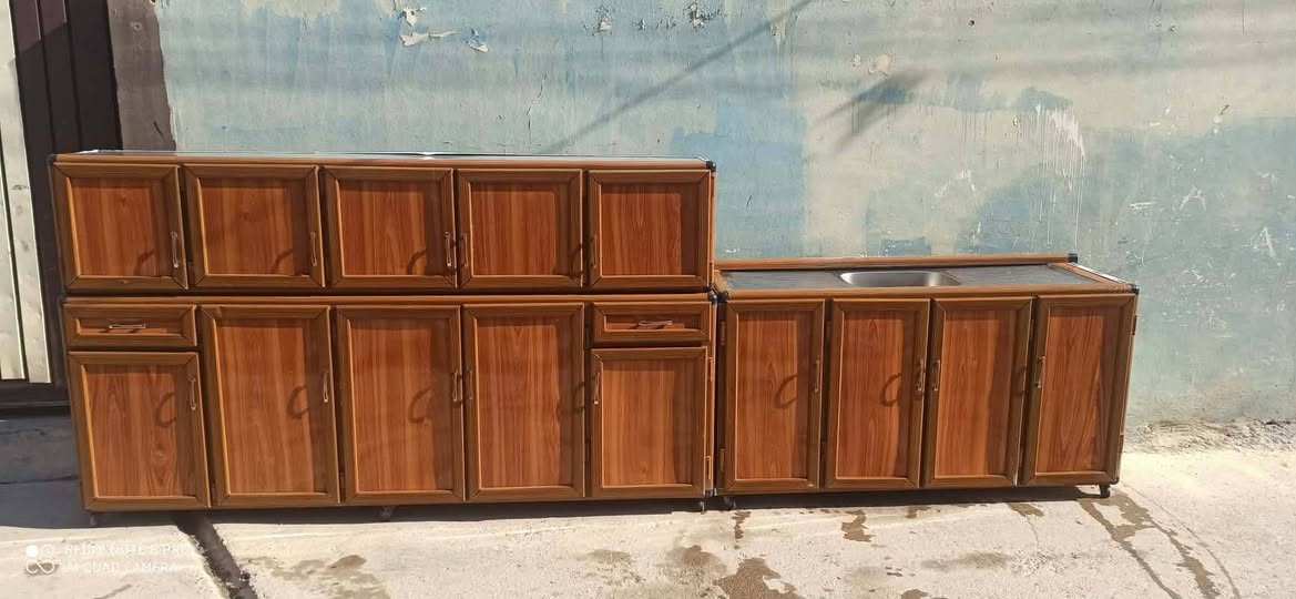 للبيع كاونتر شغل ثقيل نظافه 90% ارضيه مترين ونص ملحق مترين ونص سنك متر 60 مكان موصل رشيديه رقم كوره *********** اسيا ***********
