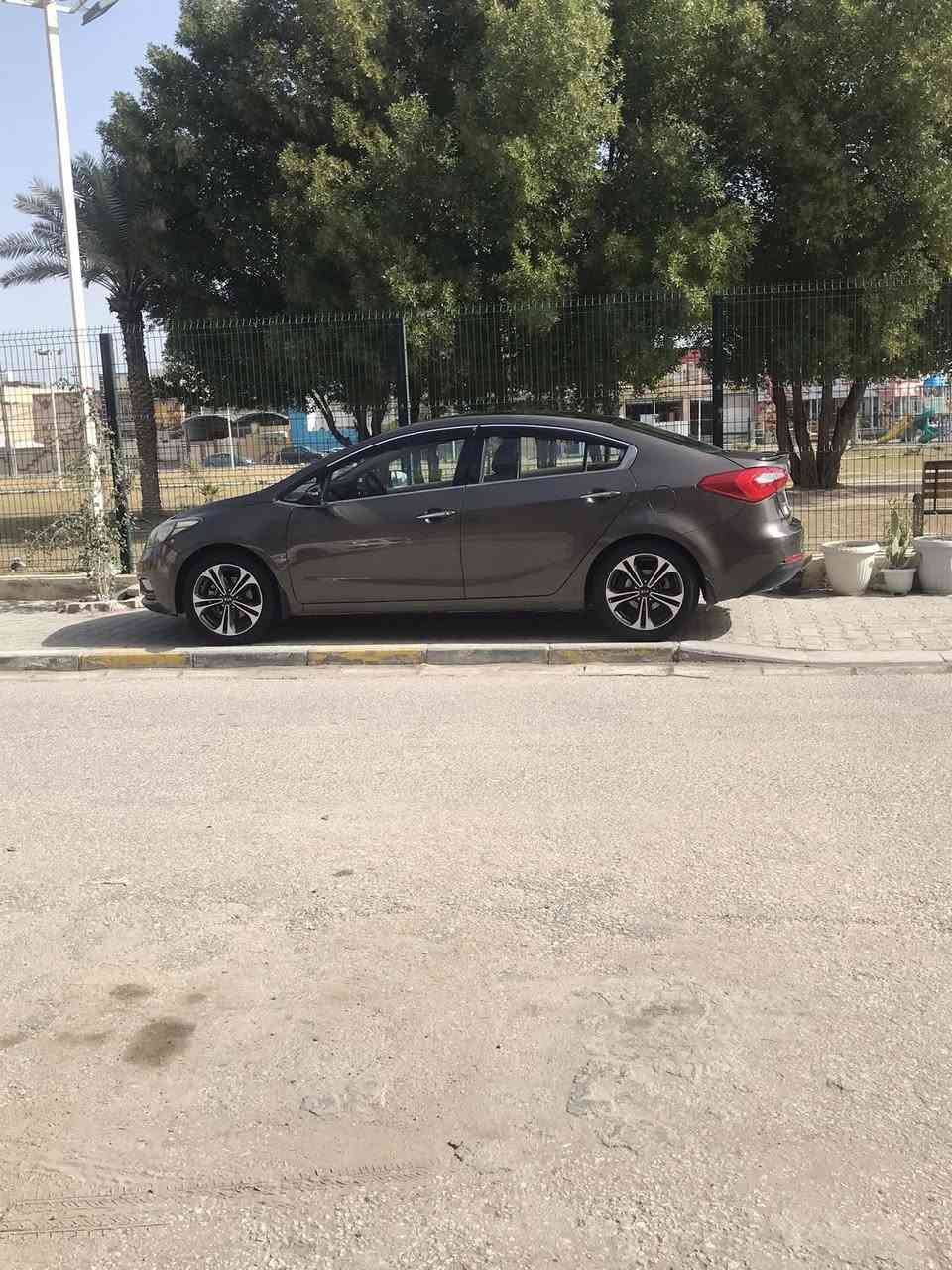 كيا سيراتو 2013 شكل 2014 خليجي كفاله حته دعاميات
مواصفات 

محرك 1600 دوش عالوضع الشركة 

ماشية 190

فول تحكم ستيرن 

اشاير بالمري 

مري شفط

شاشة اعطال 
حساسات امامي خلفي 

5 ويل كب 17

لد امامي لد خلفي

3 انضمة قيادة -سبورت - نورمل - ايكو  

رقم اربيل تريد وكالة او تحويل

السعر 105وبي مجال قليل
مكاني نجف حي المهندسين 
***********
