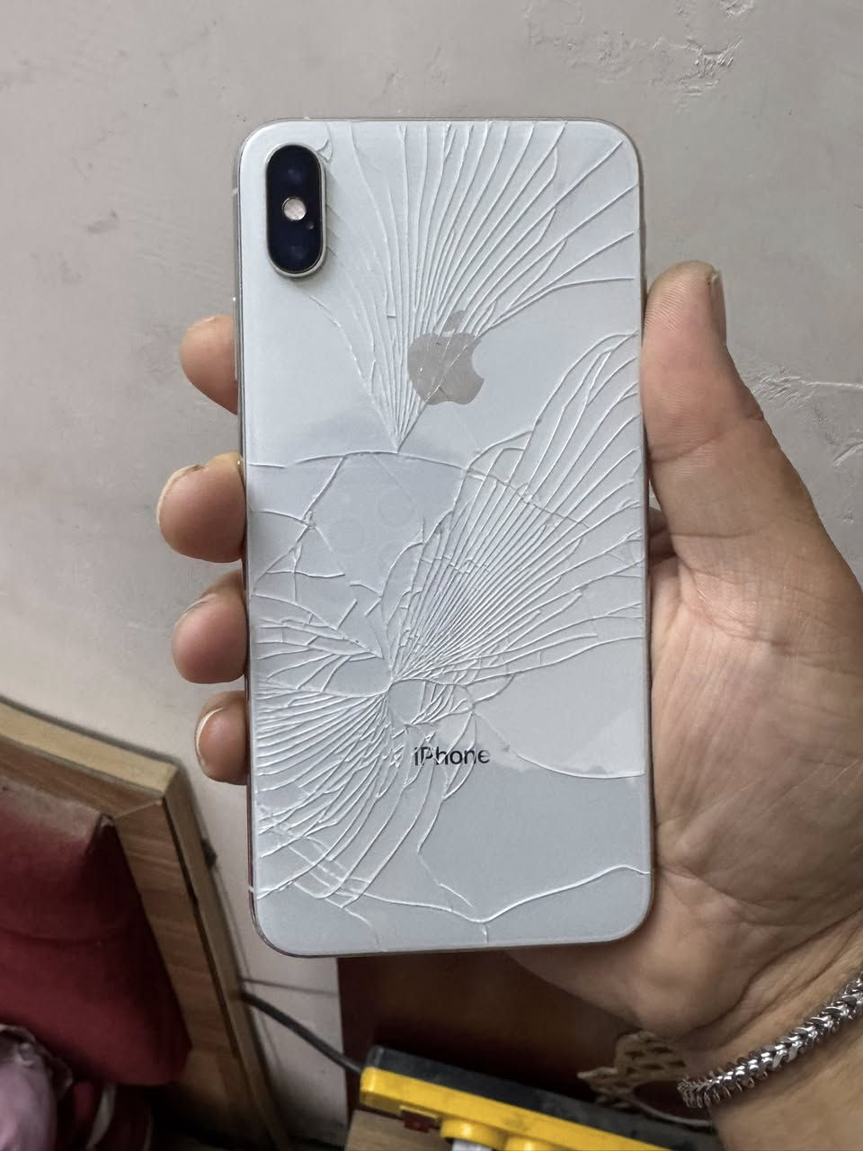 اكس ماكس ذاكره 64 ب 83 الجهاز حلو فيس ايدي شغال الجهاز استخدامه يخبل السعر 175 وبي مجال مكاني بغداد يرهم مرواس ***********
