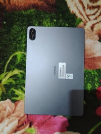 ايباد هونر 8x ذاكره ١٢٨ فول سلاسه جهاز يخبل الله شاهد محتاج   ١٨٠ سعره...