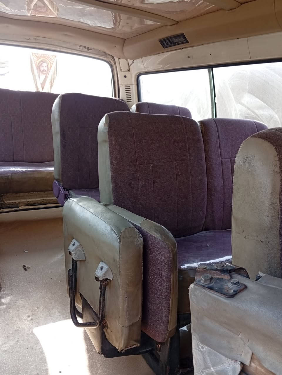 فتون للبيع موصليه الرقم ميسان عنوانهه ميسان سياره جاهزه موديل 2014السعر 37وبيهه مجال رقم الهاتف ***********
