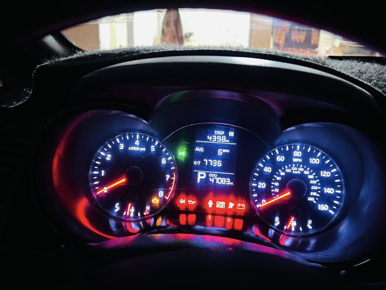 للبيع كيا فورتي (Kia Forte) موديل 2015، اللون أسود. السيارة وارد أمريكي وبحالة فنية جيدة جداً.

تفاصيل السيارة:
• الموديل: 2015.
• اللون: أسود.
• المحرك: ( حجم المحرك  1.8 ).
• الحالة العامة: السيارة نظيفة جداً من الداخل والخارج،

الحادث (الضرر):
• الضرر بسيط وموضح للأمانة: ضربة في الجاملغ  مع وجود طخة بسيطة في الباب (حوالي 10 سنتيمتر) تم إصلاحها.
• الإيرباغات: (سليمات).
• الشاصي: سليم وبشرط الفحص.

السعر: (100 وبيها مجال )
مكان التواجد: (حي الميكانيك ).
للتواصل: (***********)
