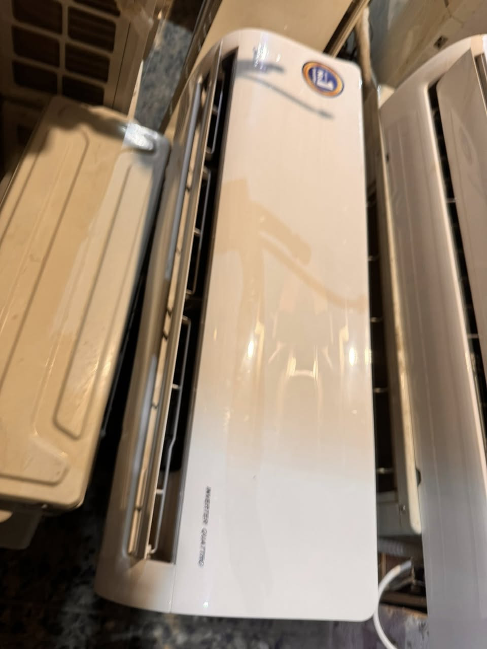 السلام عليكم سبالت ميديا انفيرتر ١طن اجهزة جدد مشتغلات ٣اشهر فقط عدد ٣ تحكم أمبير ٥مراحل واحد ميلان سعر الجهاز ٣٥٠ الف 
سبع ابكار مقابل ثانوية الانتصار
*********** ابو جود
يوجد خدمة توصيل
