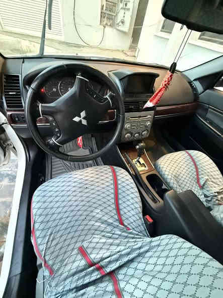 السلام عليكم كلانت مستيبوشي_2011 شركة طريق الأقواس سيارة جديدة حدادية تبريد كير مكينة تدفئة كهربائيات كله جديدة دواخله اتخبل مكان السيارة ميسان علي الغربي.    ***********.     السعر 73.
