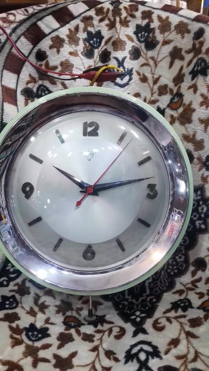 ساعه كهربائيه انتيكه استيراد الاسواق المركزيه شغاله شرط الشغل السعر ٥٠


**إذا كنت صاحب هذا الإعلان وتريد حذفه لأي سبب، رجاءا أرسل رسالة إلى الدعم الفني**