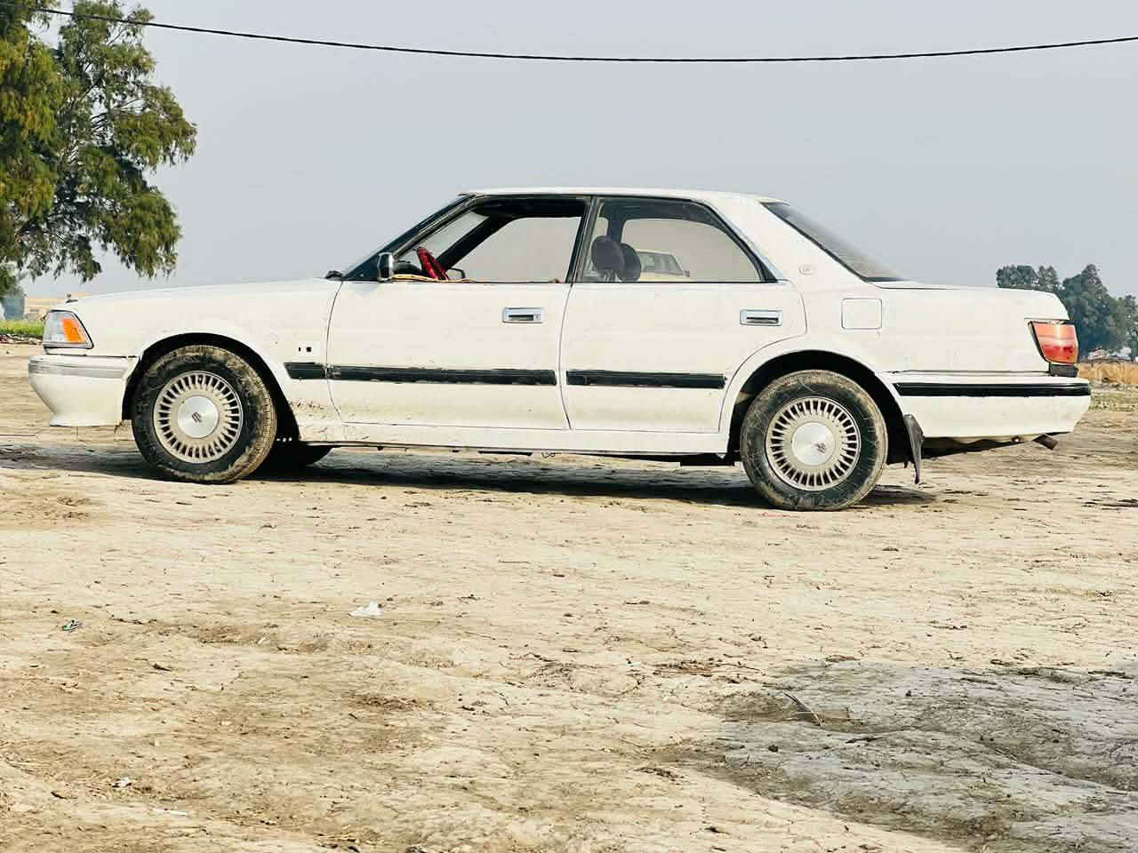 سلام عليكم لبيع هارتوب 91 رقم مثنى شرط تحويل كير مكفول محرك 2ونص كايم سياره حلوه نضيف جاهزه سعر 15وبيه مجال *********** مكان سماوه المركز
