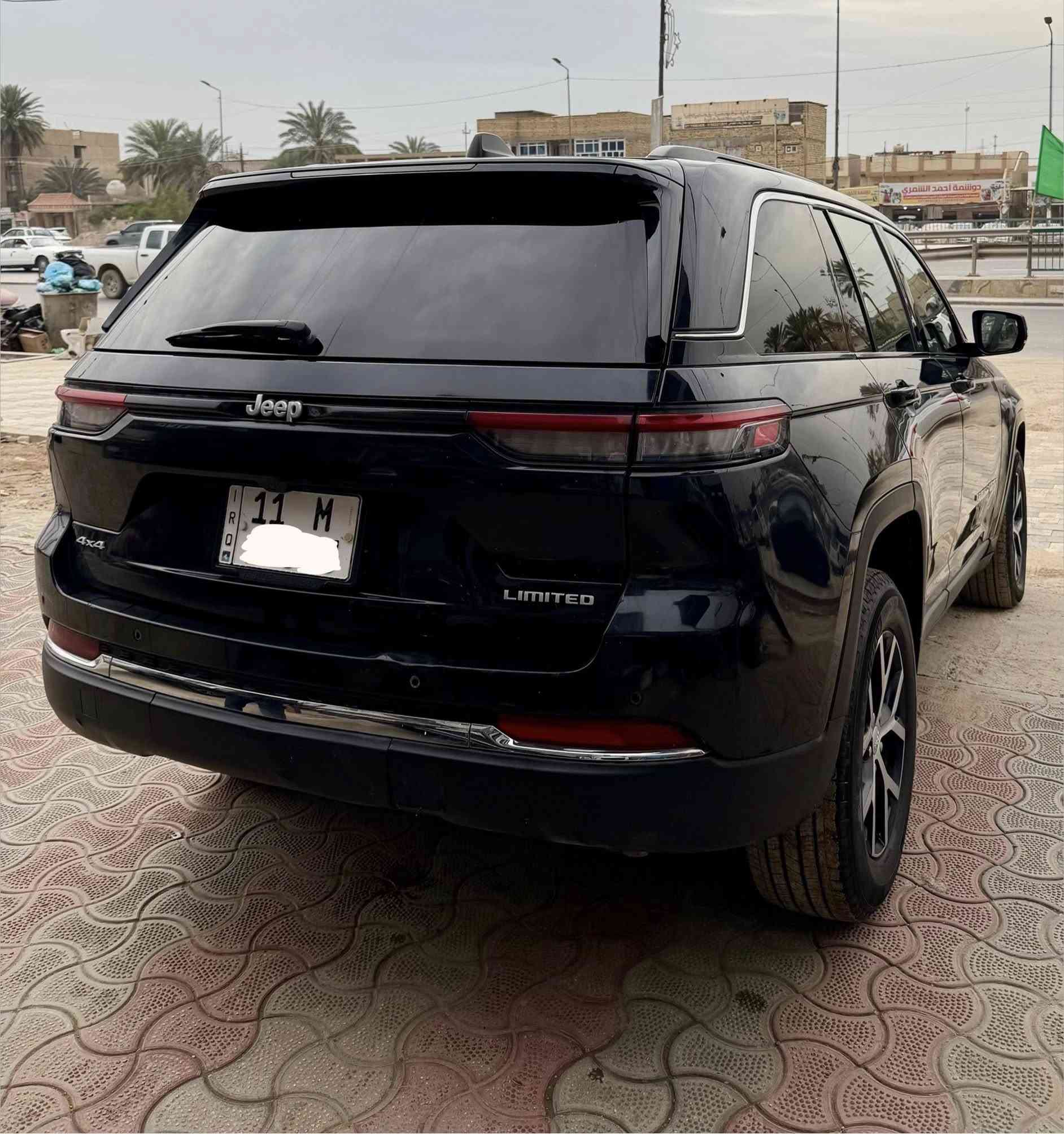 جيب موديل 2024 5 راكب للبيع

الموديل : 2024 . (وارد امريكي) . 
المحرك : (3600)v6.
العداد : .(31000)M. 
رقم بغداد الجديد بأسمي تحويل ثاني يوم.
رادار امامي مع مانع تصادم.
*مانع تصادم خلفي.
* شاشه مع كامرة 
* نظام الخرائط (GPS).
* كير شفتات بالستيرن. 
* المصابيح الأمامية LED.
*المصابيح الخلفيه LED.
* مقاعد الأمامية كهرباء.
* دواخل بيجي  
* حساسات خلفية. 
* بلوتوث تلفون كار بلاي
* محدد سرعة. 
* كشنات جلد .
* تحتوي على منظومة غاز
ضرر السيارة:٣ قطع امامية 
مكان السيارة:بغداد كم سارة 
السعر 260 ورقة 
للاستفسار الاتصال ع الرقم: ***********
