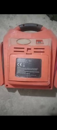 جهاز طوارئ سيارة 5 في 1 للبيع 🛑 الجهاز07740474154 متروك بس شغال ونظيف،...