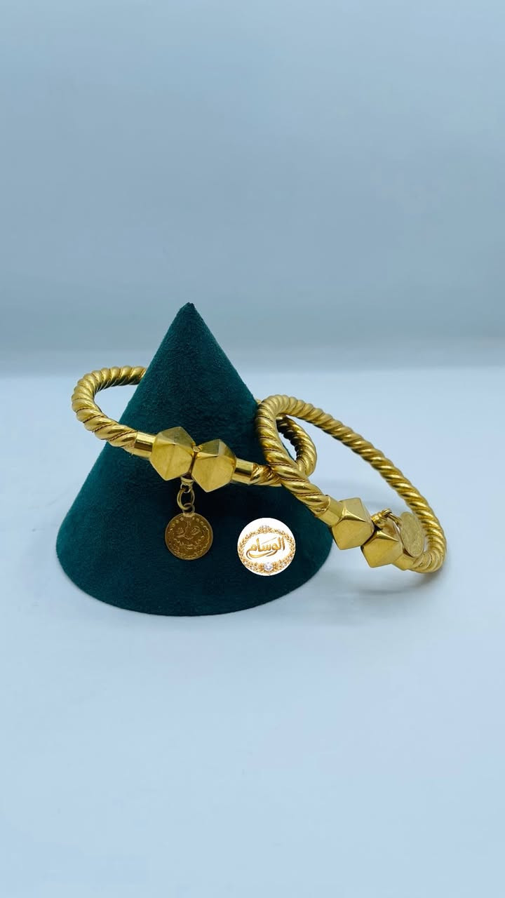 أساور أنيقة تكمّل جمالك وتضيف لمسة فخامة لإطلالتك ✨

📍زورونا الانبار هيت شارع الجري مقابل شارع الحمام


**إذا كنت صاحب هذا الإعلان وتريد حذفه لأي سبب، رجاءا أرسل رسالة إلى الدعم الفني**