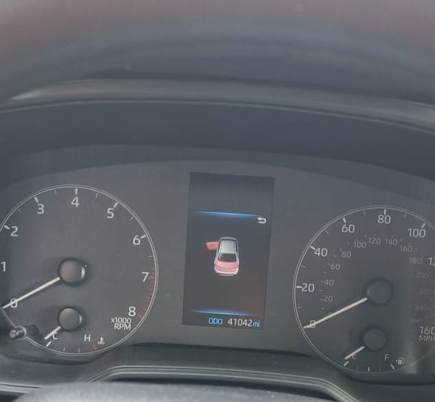 السلام عليكم
كورلا أمريكي فئة LE موديل 2024
ماشية ٤١ ألف ميل السيارة جاهزة وباسمي وتحويل ثاني يوم صور الحادث موجودة بالمنشور
السعر ١٥٠ $
مكان السيارة الدورة متواجد فيس و وتساب
*********** أبو كرار
