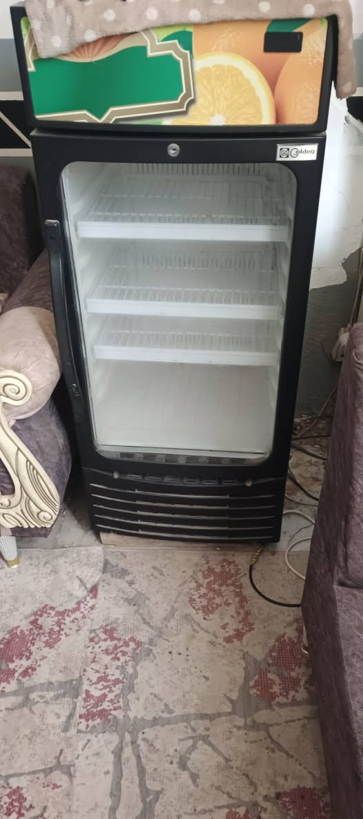 غراض لبيع خابر وخادم
***********
