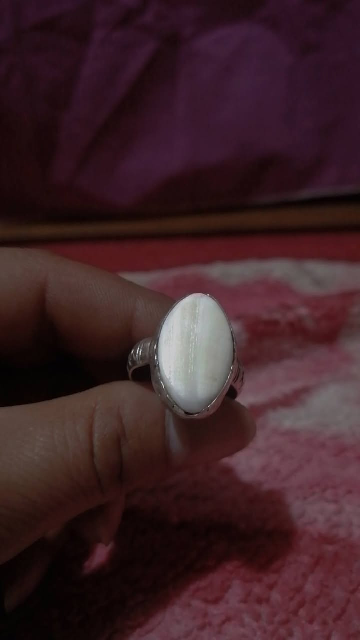 خاتم عطف للبيع 45سعرا بصره

***********
