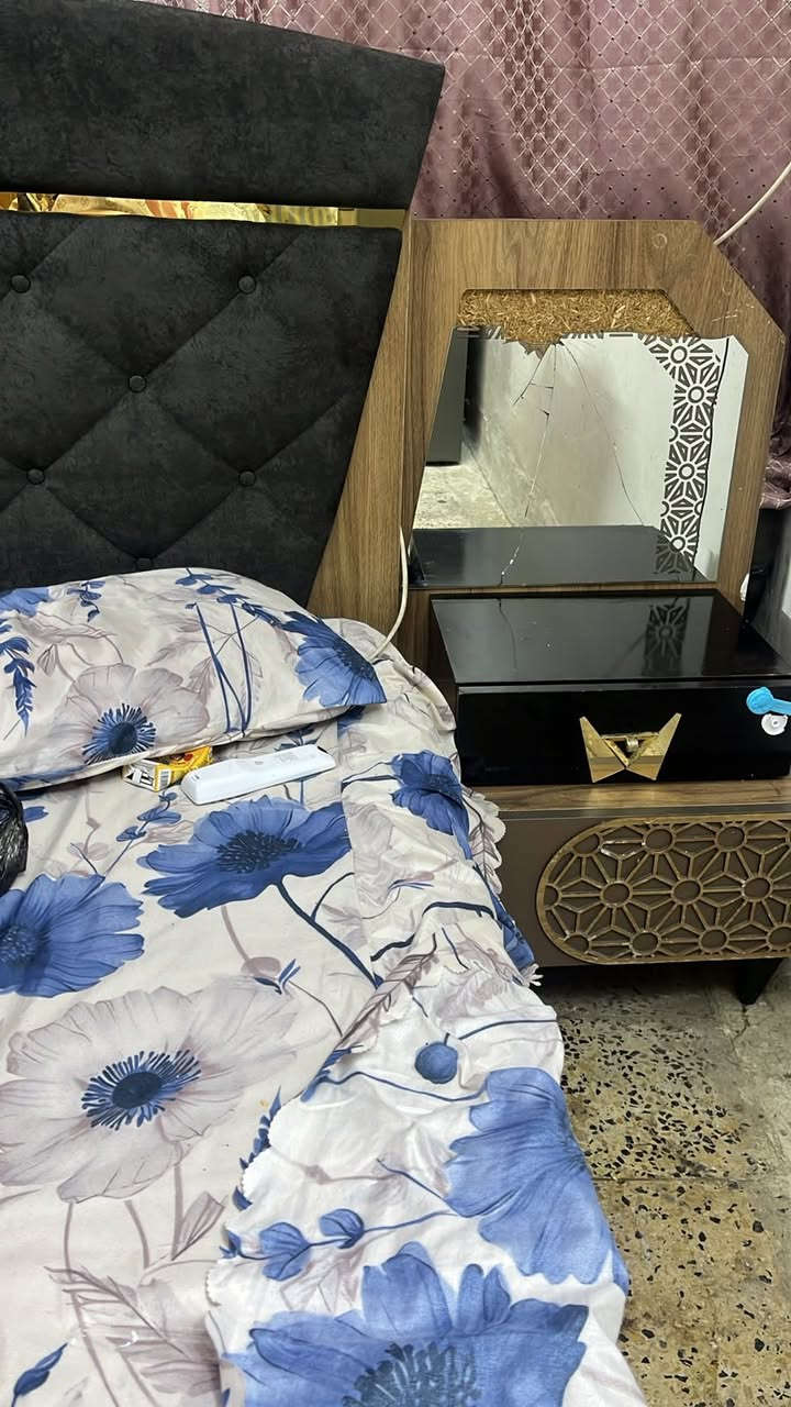 للبيع
ميز مراية
وميز جربايه ثنين
وميز جرارات
وجربايه


**إذا كنت صاحب هذا الإعلان وتريد حذفه لأي سبب، رجاءا أرسل رسالة إلى الدعم الفني**