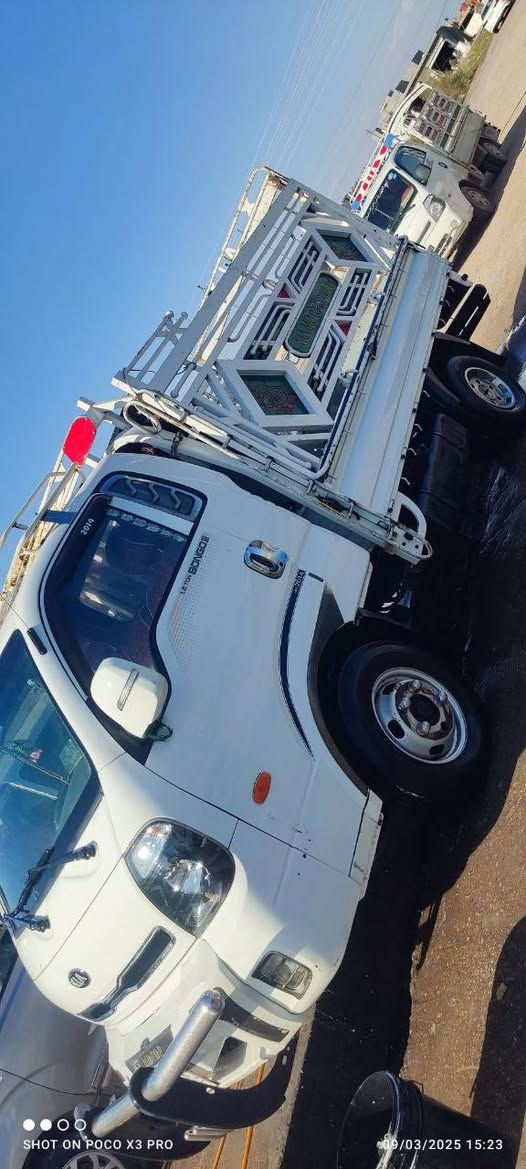 السلام عليكم بنكو فحل مسكر 2014محور 14تانكي 100لترمكينه توه شادله جديده لاتنقيص لا تبخير كلشي شغال بيه رقم بصره بسمي سعر 125&رقم تلفون ***********
