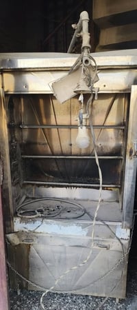 شوايه دجاج سته شيش وثلاث شمعات نار + جامعات حرارية ٢+ قفايص+طوبات+ قفا...