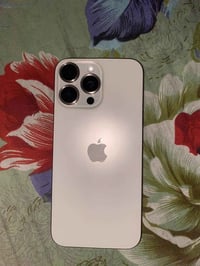 آيفون ١٦ برو ماكس • ٢٥٦ • بطارية ١٠٠٪