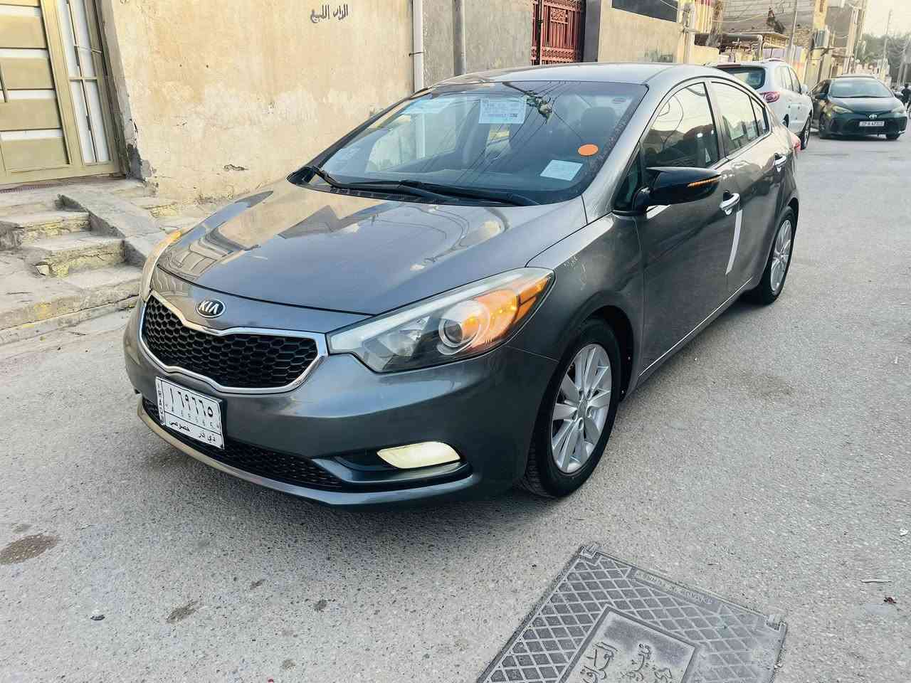 اللهم صل على محمد وال محمد 
السلام عليكم ورحمة الله وبركاته 
كيا فورتي 2016 رقم ذي قار تحويل مشروع وطني سنويه لغايه 2028 ماشيه 90 الف محرك 2000 دووش السياره بيه تبديل الجاملغ الامامي الايمن ورش صبغ بالصفحه اليسرى بدون اي ضرر داخلي بدون ايرباك صور امريكا بمرفقه بالمنشور جاهزه السياره من كلشي مكينه وكير شرط الفحص حداديه ١٠٠/١٠٠ تبريد ثلج تدفئه تخم تاير جديد السياره بيه تراي وقياده تخبل مواصفات شاشه ايباد كامره دواره ثلاث انضمه للقياده لد امامي إشاره بلمرايه لاقط كروز سرعه تحكم بالستيرن ويل كب مكان السياره الناصرية السعر 97 للاستفسار ***********
