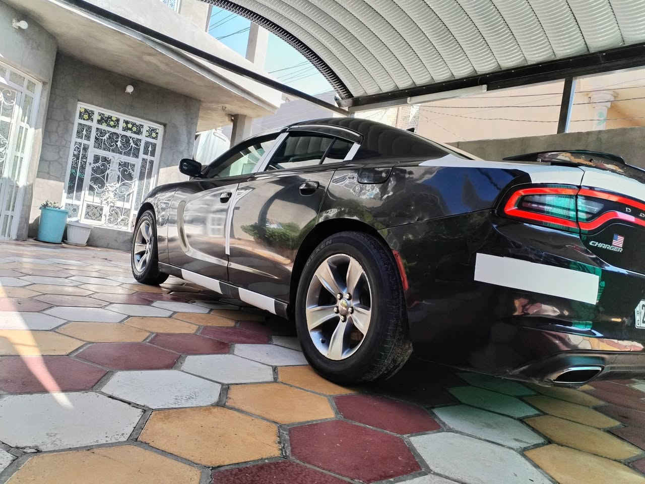 للبيع جارجر فئه Sxt موديل 2017 بشرط لامعلايه ولامرمزه رقم نجف نكليزي سنويه جديده السياره مصبوغه عام بيه شكم قطعه بلاديه بس ابيع عام حادثها موضح بصور فقط بامريكا بلعراق مابيه اي ضربه طبعآ مكفوله من الكص وتبديل ودواخلها مابيه صبغ مكينه ٣٦٠٠ كير طياره ٨نمر مكفولات  صدر امامي خلفي صارله ٤٠ يوم من بدلته تبريد ثلج وتخم تاير جديد والسياره جاهزه كلشي ماناقصها وسعرها ١٣١ ورقه واي استفسار *********** مكانها بغداد.
