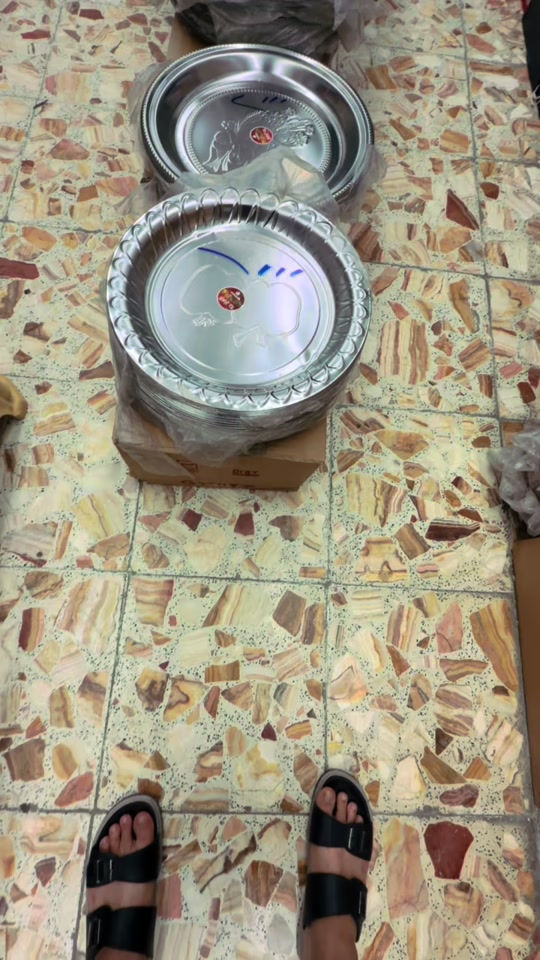 جزء بسيط من البضاعة المتوفرة داخل المجمع 🧠عنوانه بغداد الشعله الرحمانيه سوق صنعه 🫡***********#محرم #يبقى_الحسين #ماشاءالله_تبارك_الله #بغداد_بصرة_موصل_الكويت_الخليج_دبي_ #ماشاءالله_تبارك_الله 
