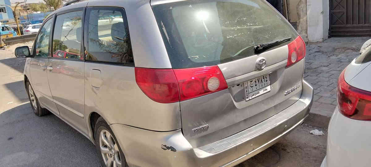 سيارة سينا 2008 بغداد مكينة جديدة وتبريد جديد تاير جديد منضومة غاز ***********
