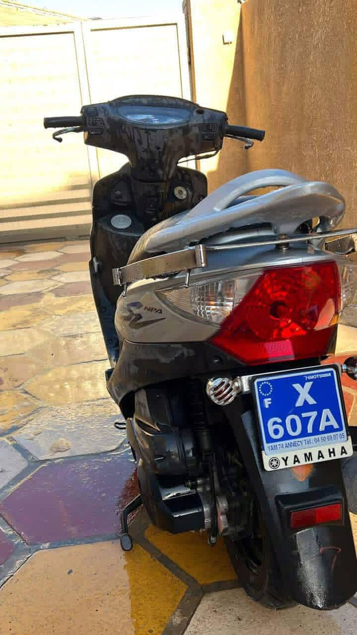 سلام عليكم دراجه البيع كامكو في توه موديل 14 كفاله عامه ما ناقصها شي السعر 800 بيها مجال تواصل *********** مكاني رفاعي
