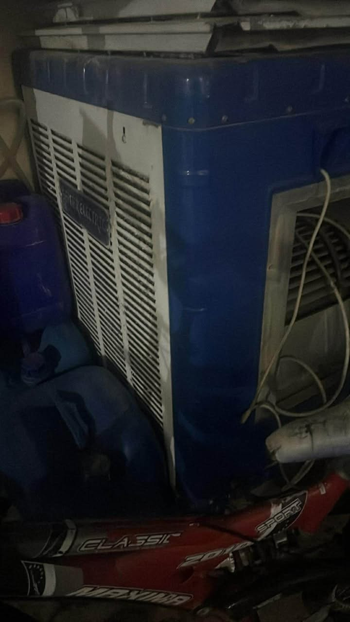 مبرده حجم 4ونص كلش نضيفه للبيع 100


**إذا كنت صاحب هذا الإعلان وتريد حذفه لأي سبب، رجاءا أرسل رسالة إلى الدعم الفني**