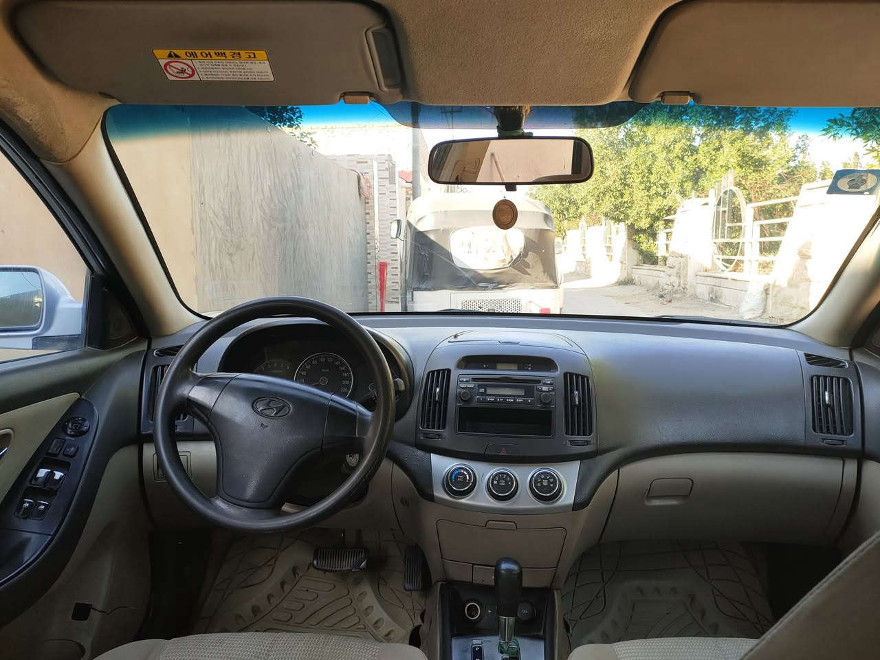 سلام عليكم 
النترا 10 خليجي بيها تبديل جاملغ وبنيد بدون دواخل طخه خفيفه وجراد بدون صبغ السيارة كله السيارة تخم تاير صدر امامي خلفي جديد رقم جديد بسمي مكينه بيها خيط بخار السعر 95 وبيها مجال قليل مراوس عادي  مكاني مركز الكوت 
‏‪0773 207 6143‬‏
